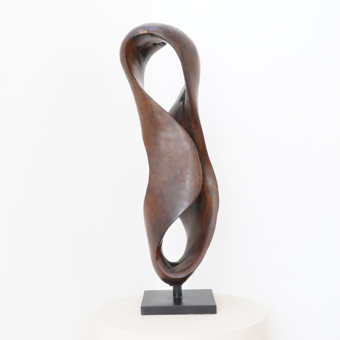 Chants 01 Sculpture on Stand