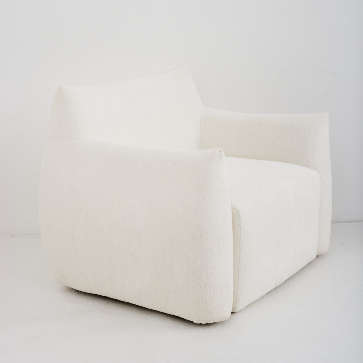 Custom-made Coastal Armchair – Furniture Store in Dubai