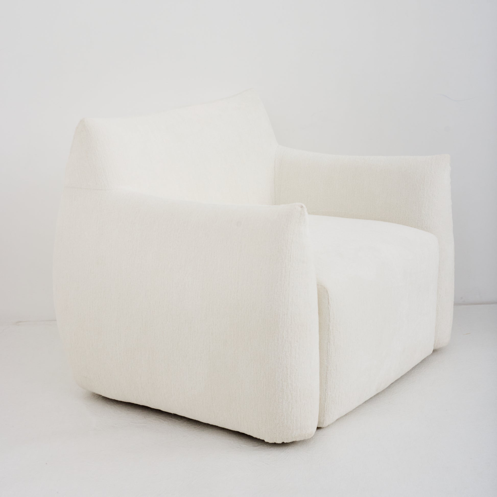 Custom-made Coastal Armchair – Furniture Store in Dubai