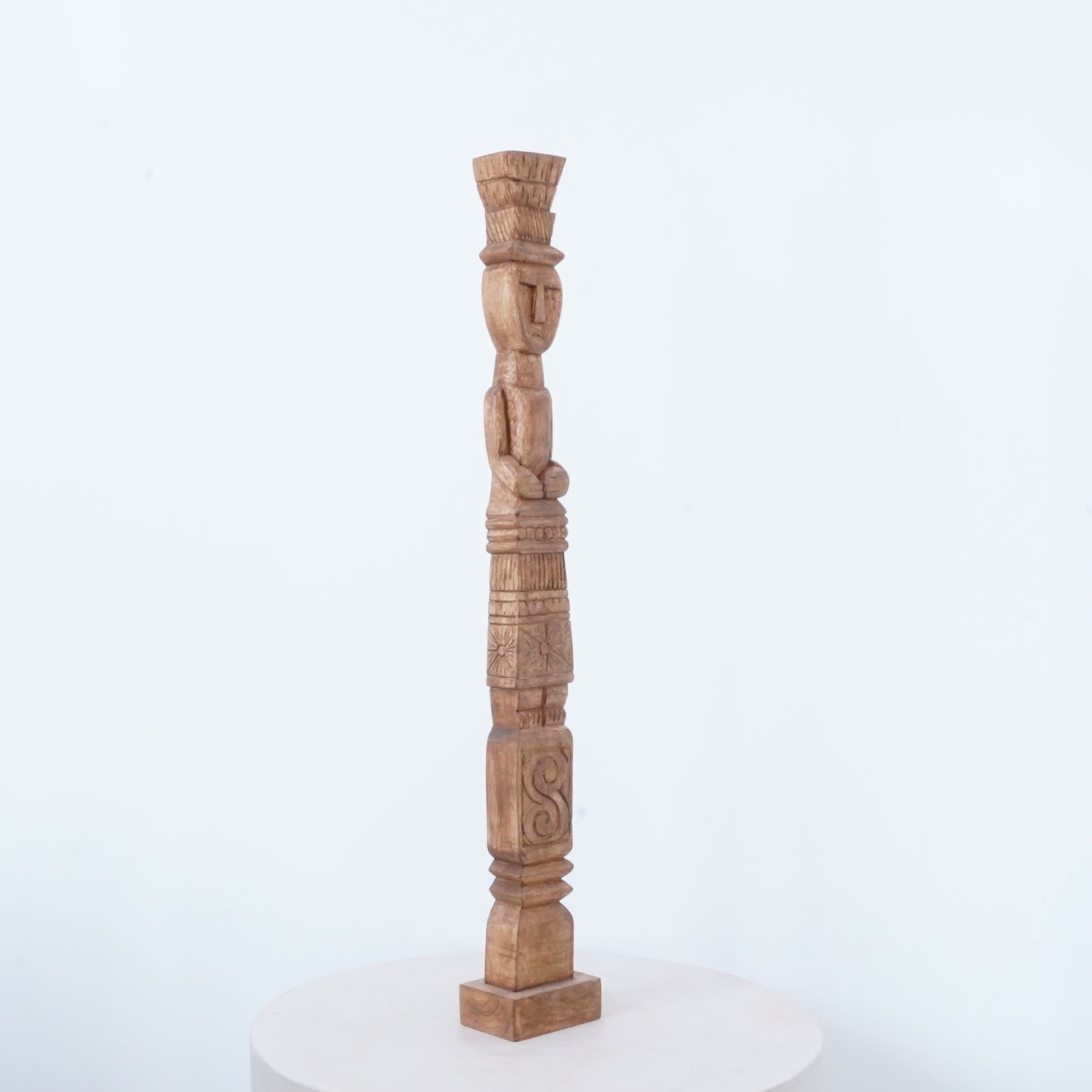 Elegance Floor Standing Decor