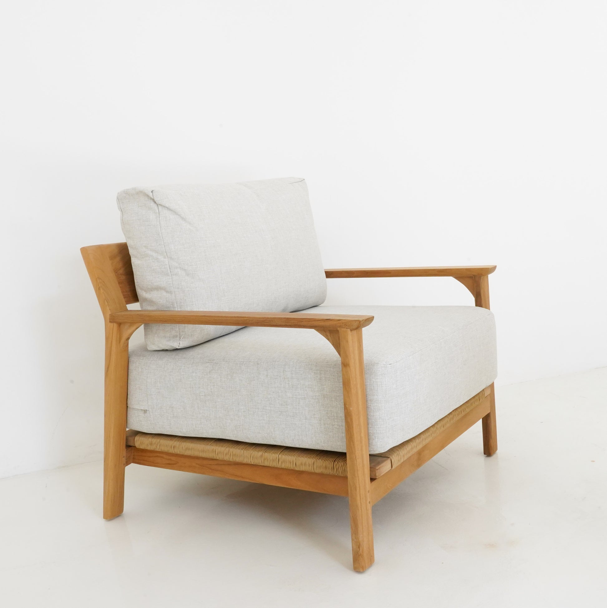 Elia Collection Sofa - Suitable for Indoor and Outdoor Settings