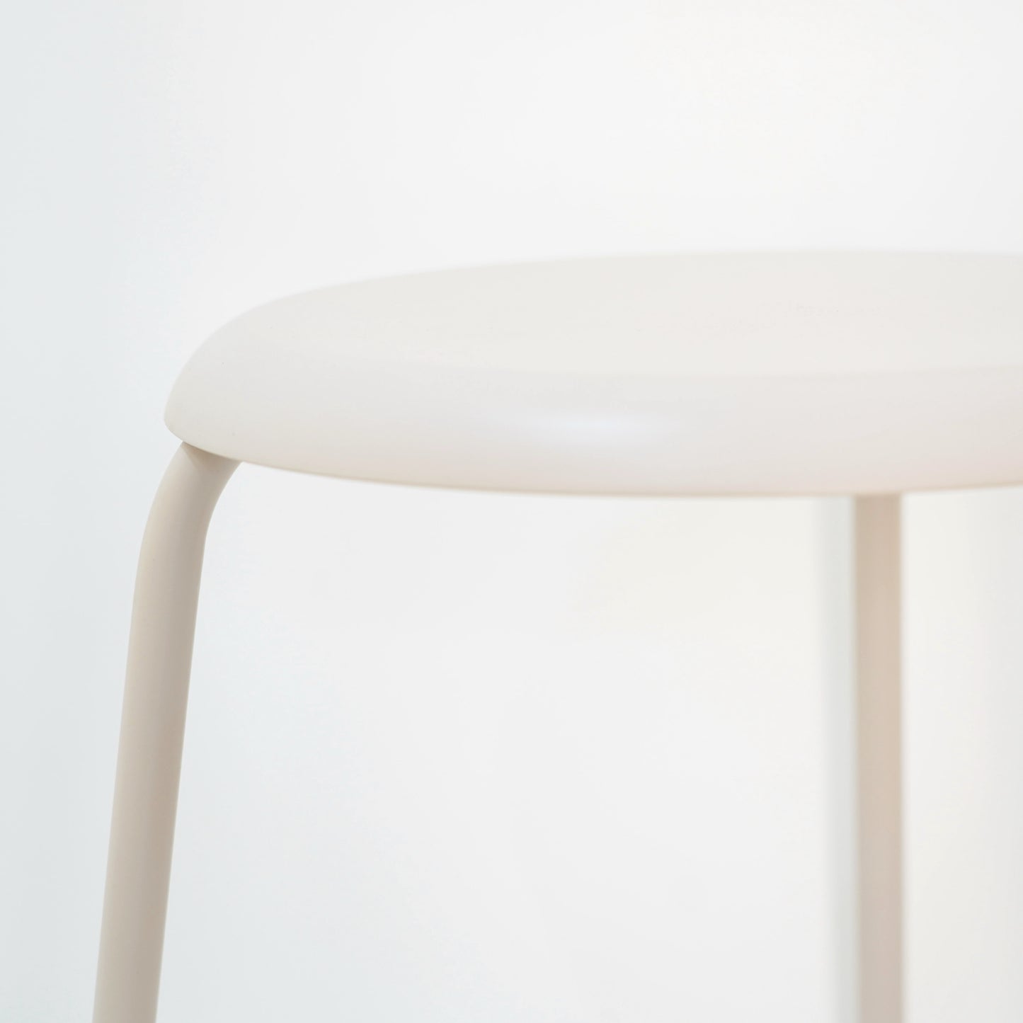 Meticulously Crafted Lynx Collection - Lynx Stool