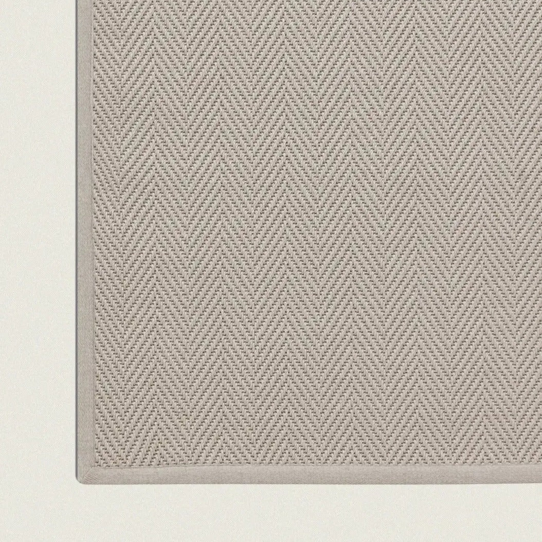 Oriana Gradient 100% Recycled Plastic Indoor/Outdoor Rugs