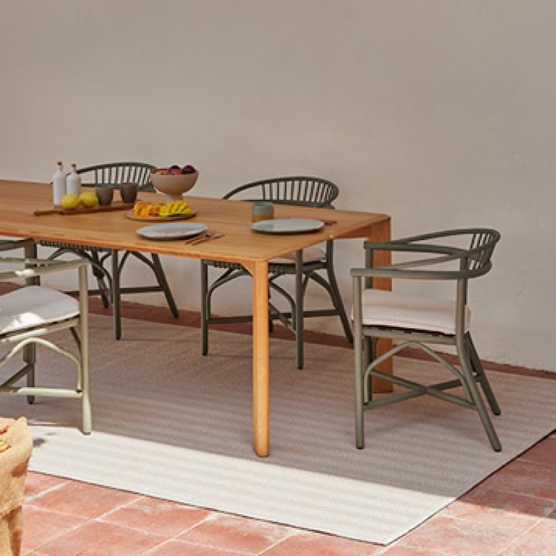 Oriana Gradient 100% Recycled Plastic Indoor/Outdoor Rugs
