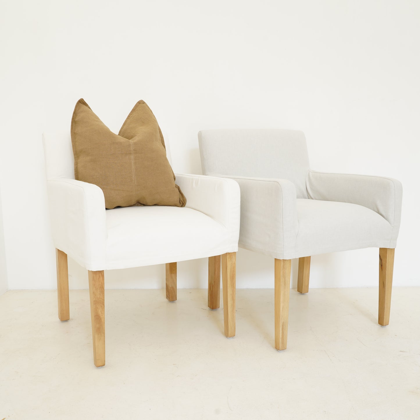 Signature Linen - Dining Chair with Arm