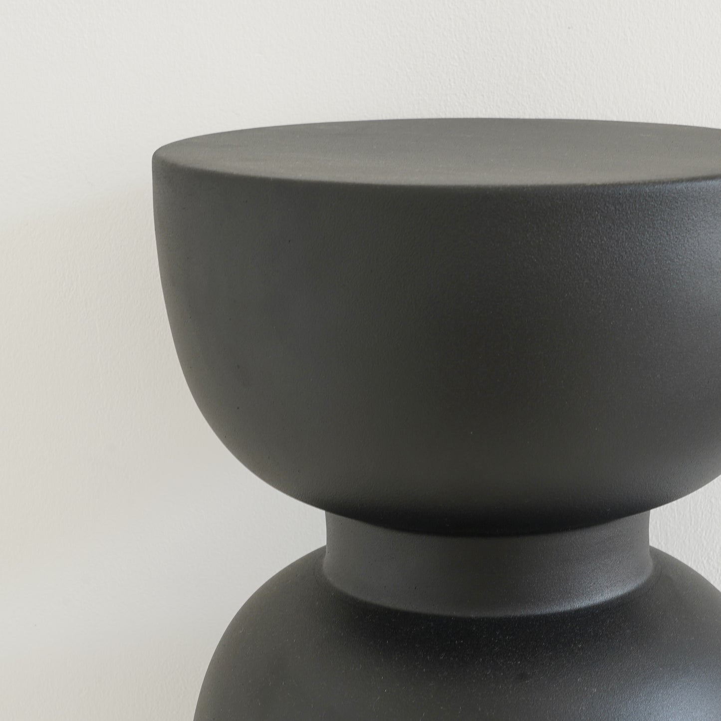 Tone in Black Side Table