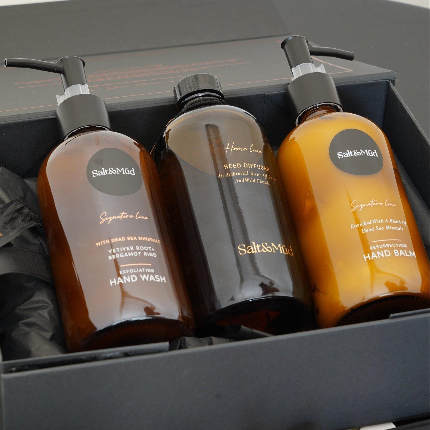 Ultimate Luxury Holiday Kit By Salt & Mud