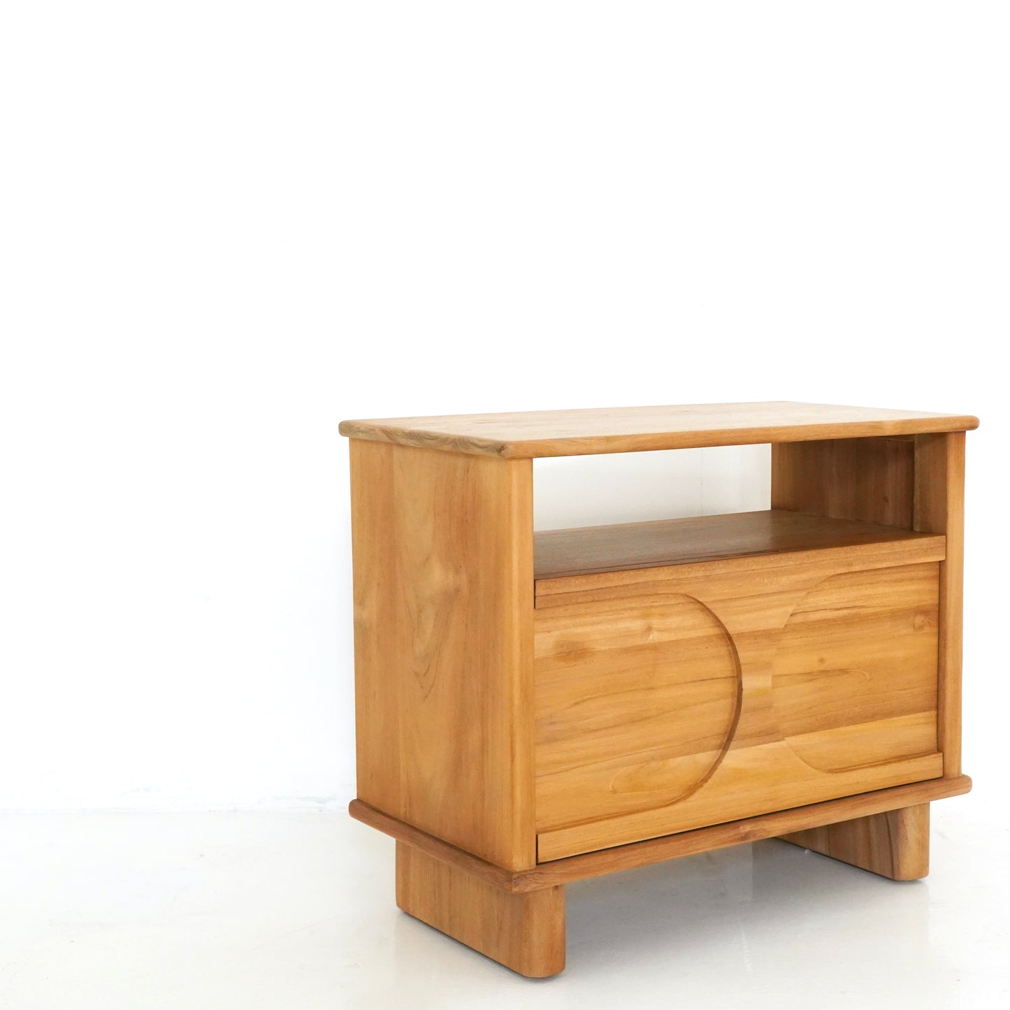 Handcrafted by Expert Artisans Elia Collection Viola Night Stand