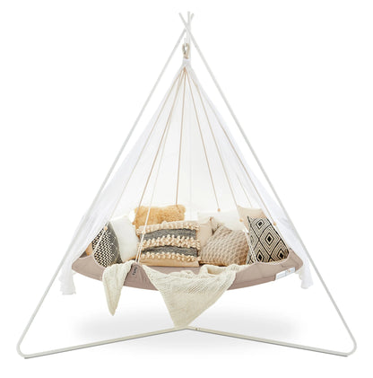 Tiipii Hanging Nester Sand with Stand