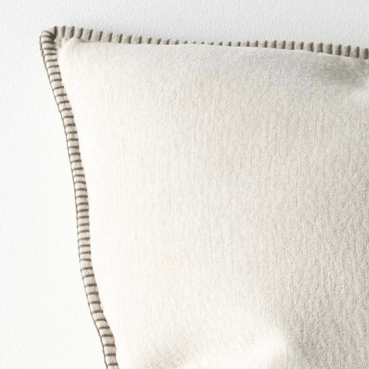 Alba Cushions