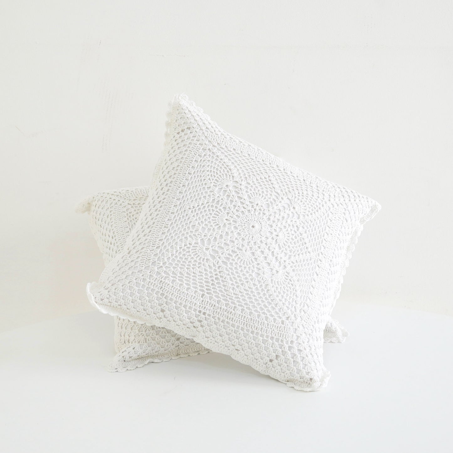 Crochet Collection - Belle Cushion