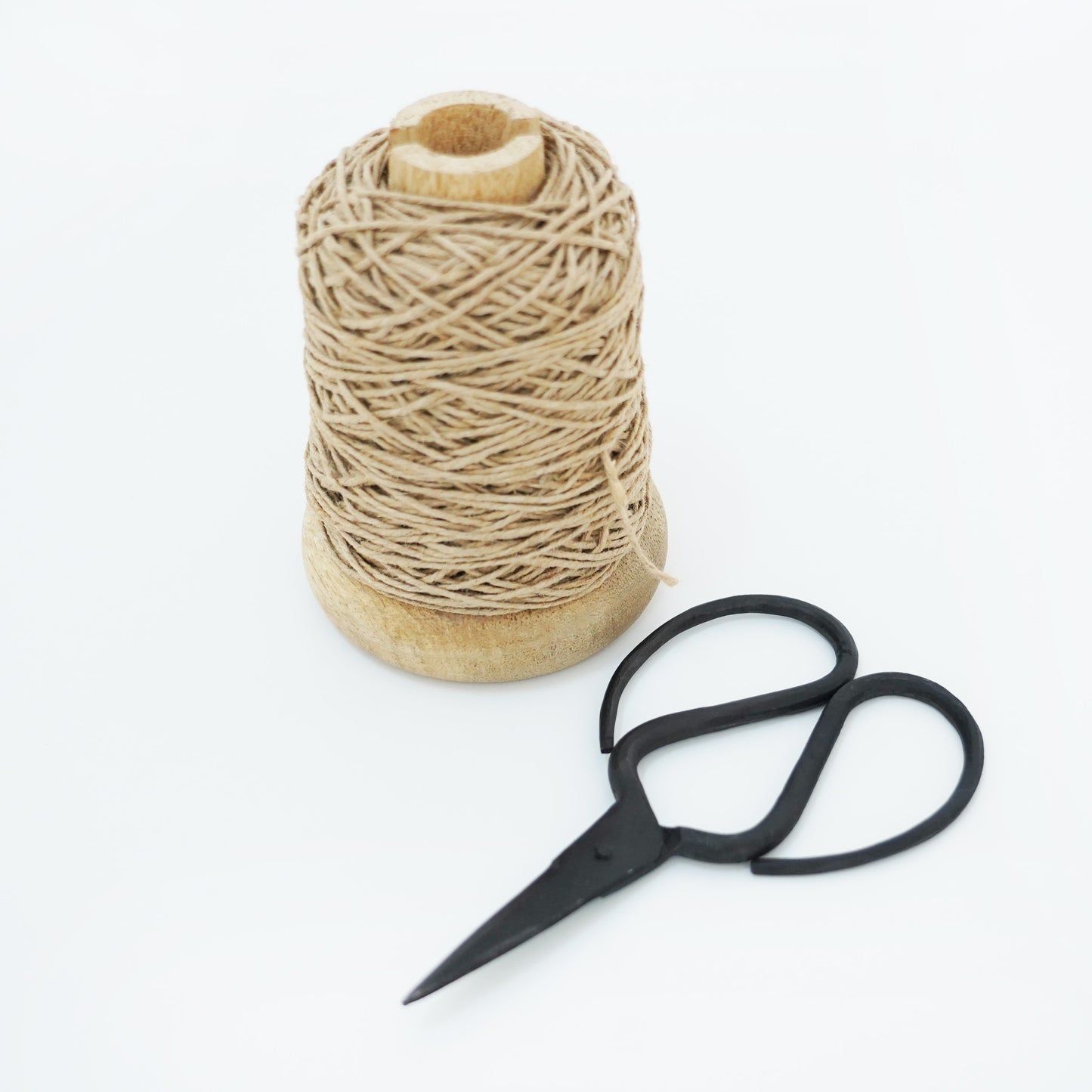 Ember Collection - Ashford Bobbin with Scissor