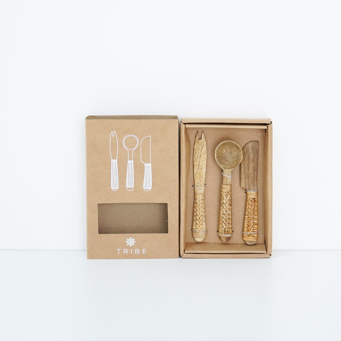 Ember Collection - Thistlewood Wooden Cheese Set