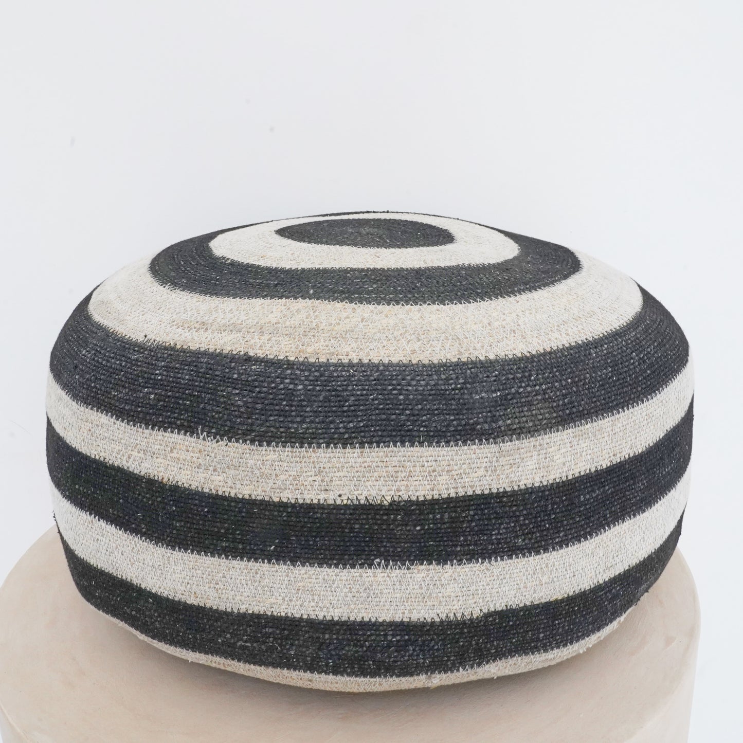 Kai Seagrass Collection - Naluwa Pouf