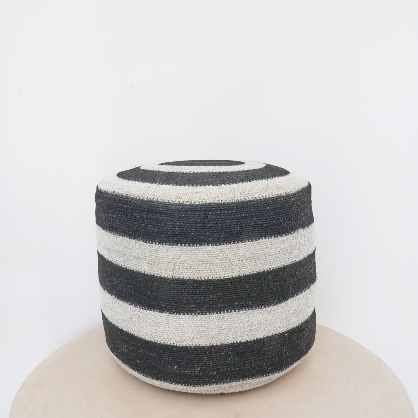 Kai Seagrass Collection - Naluwa Pouf