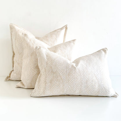 Noor Collection Calm Cushion