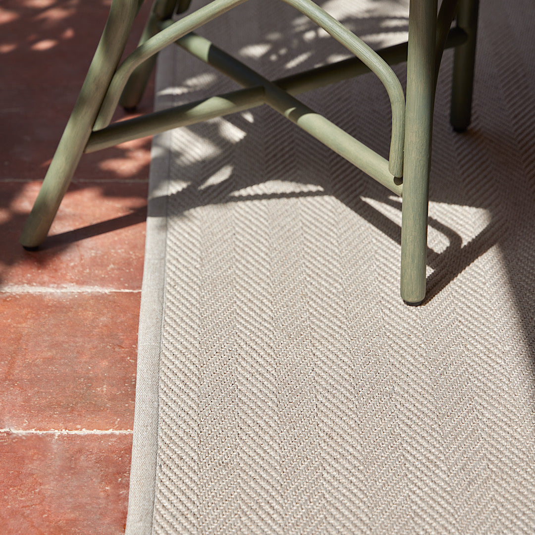 Oriana Gradiente 100% Recycled Plastic Indoor/Outdoor Rugs - TRIBE
