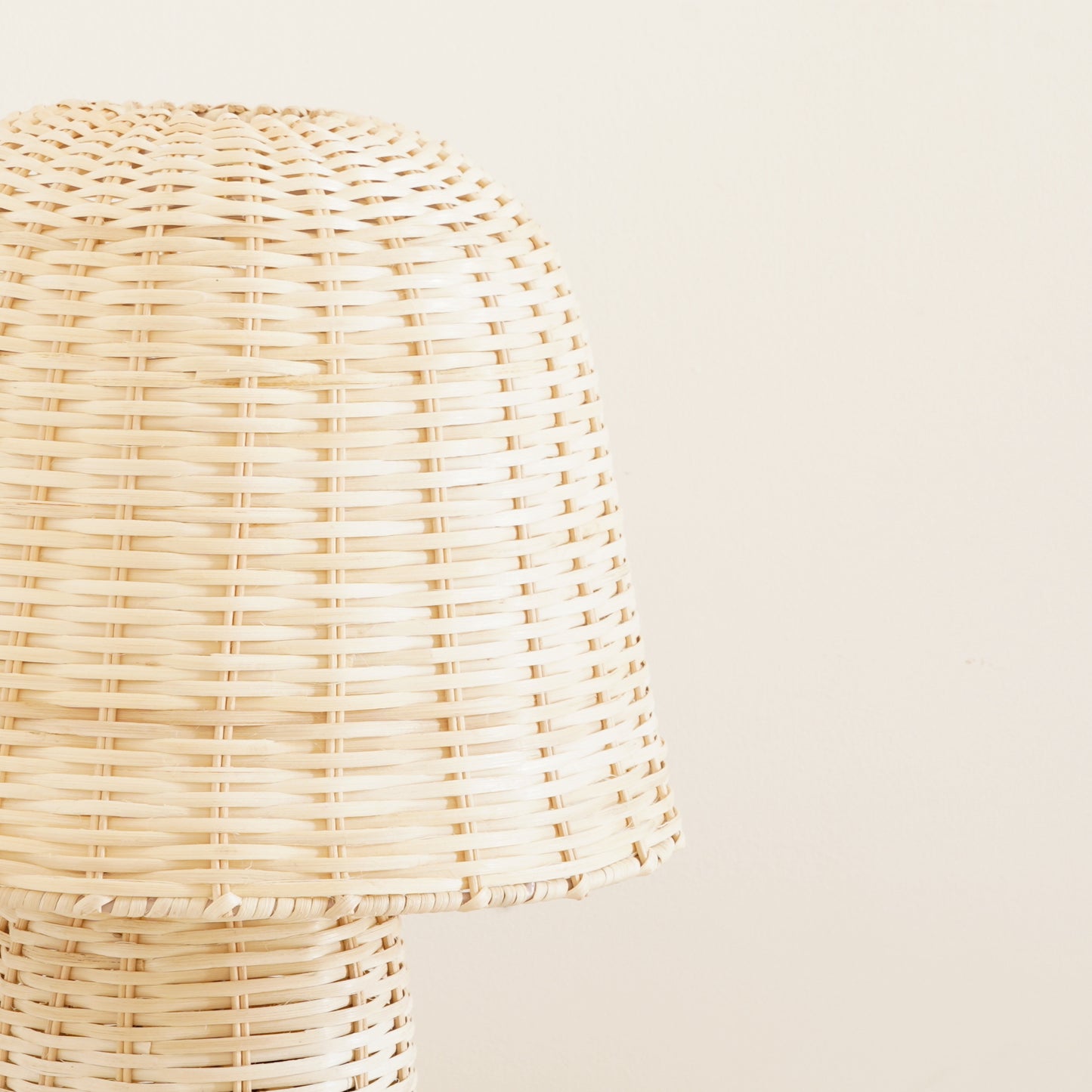 Roots Collection - Seabreeze Table Lamp