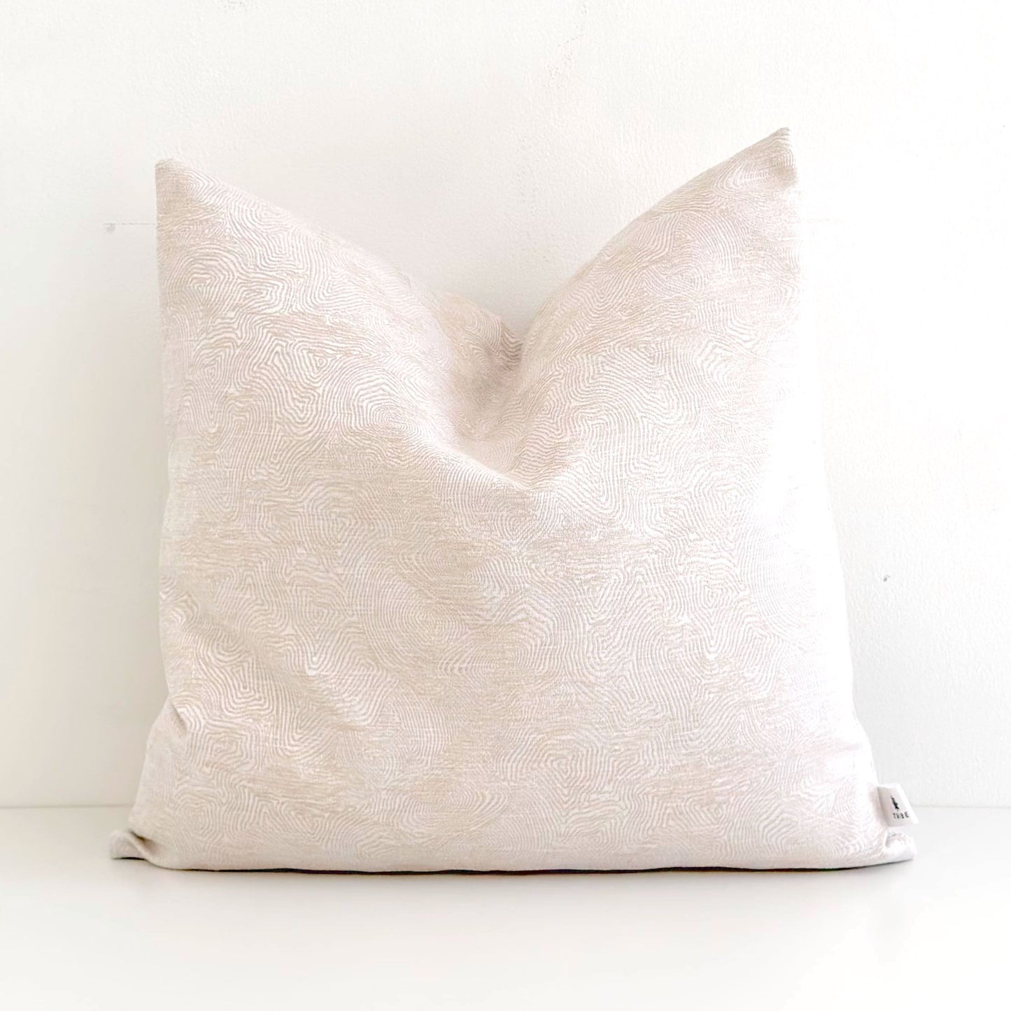 Zahab Collection Glow Cushion