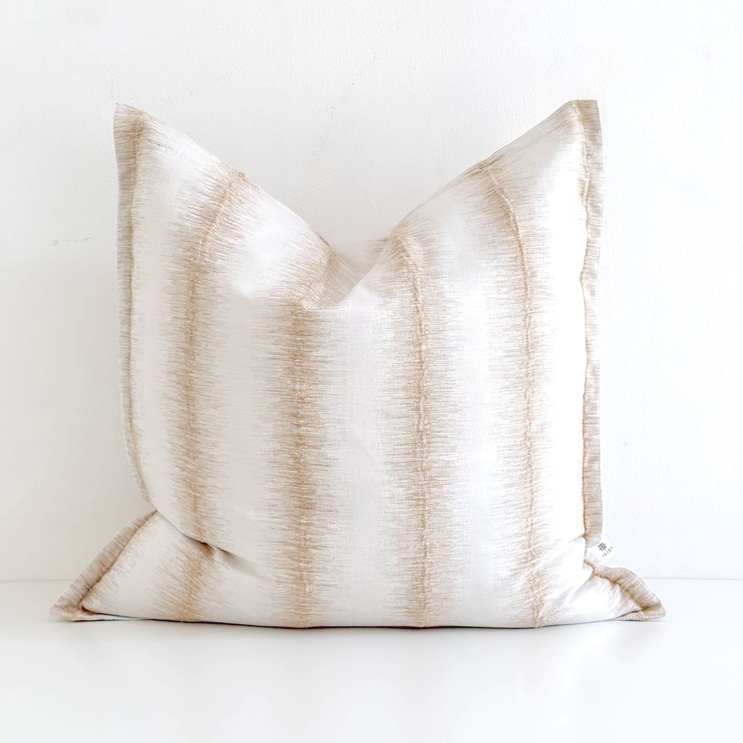 Zahab Collection Luxe Cushion