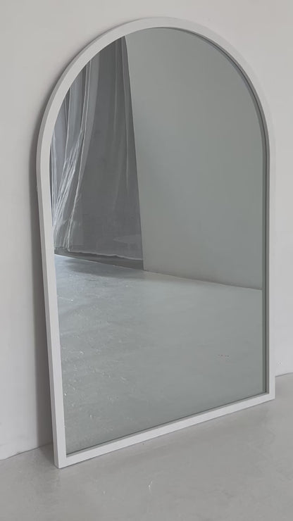 Halo Mirror