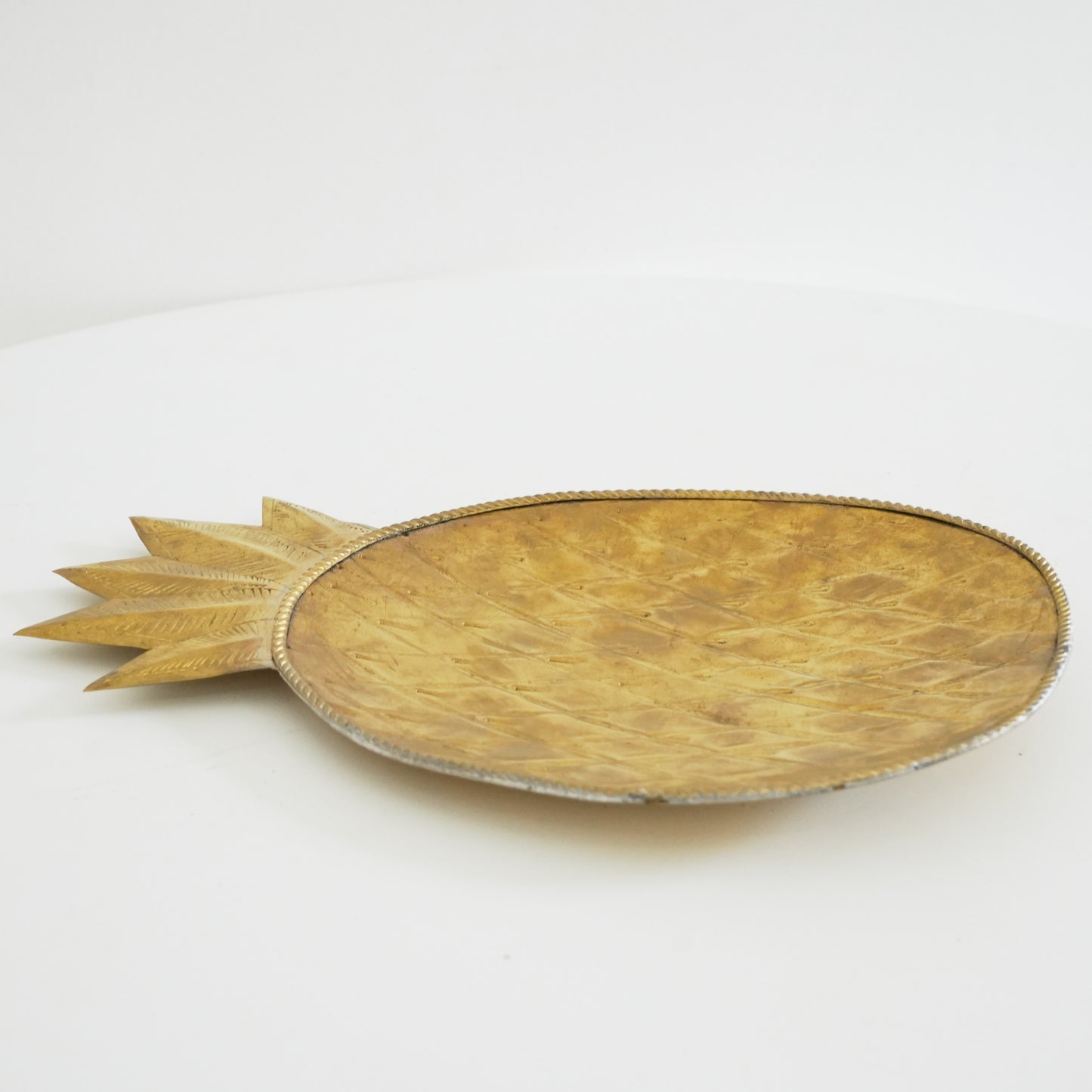 Pineapple brass Plate