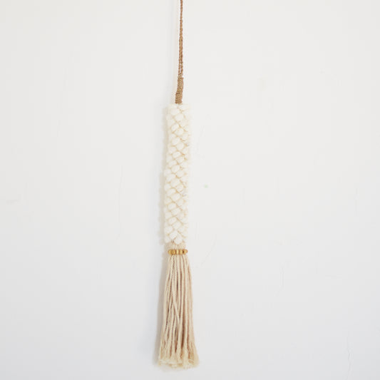 Shell Tassel, White