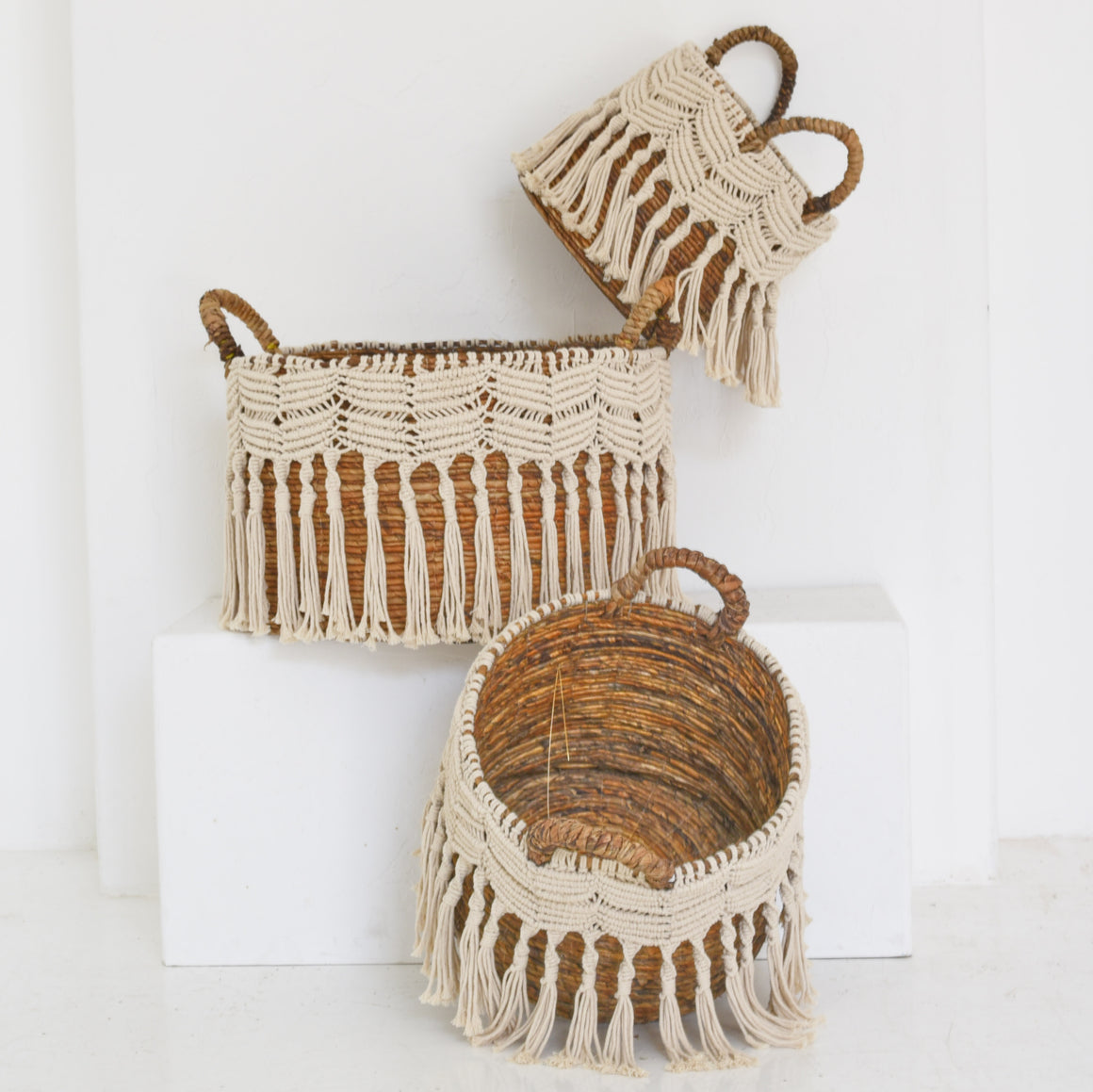Tangan Baskets